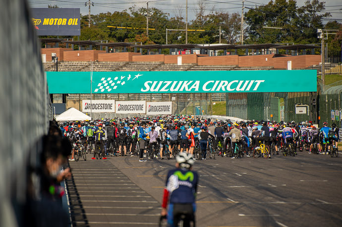 The “ Four-Hour ” Group waits to start -- Suzuka Raceway -- Suzuka, Mie, Japan -- Copyright 2021 Jeffrey Friedl, https://regex.info/blog/ The “ Four-Hour ” Group waits to start -- Suzuka Raceway -- Suzuka, Mie, Japan -- Copyright 2021 Jeffrey Friedl, https://regex.info/blog/