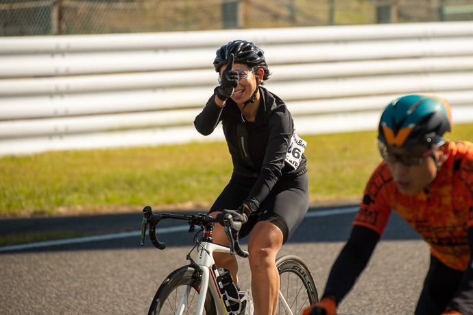 Being Silly 11:21am -- Suzuka Raceway -- Suzuka, Mie, Japan -- Copyright 2021 Jeffrey Friedl, https://regex.info/blog/ Being Silly 11:21am -- Suzuka Raceway -- Suzuka, Mie, Japan -- Copyright 2021 Jeffrey Friedl, https://regex.info/blog/