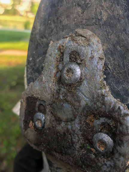 My Poor Cleat -- Kyoto, Japan -- Copyright 2021 Jeffrey Friedl, https://regex.info/blog/ My Poor Cleat -- Kyoto, Japan -- Copyright 2021 Jeffrey Friedl, https://regex.info/blog/